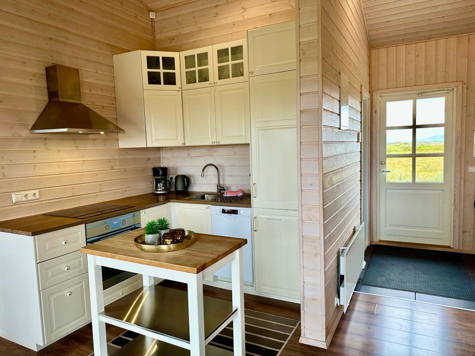 Lundur And Klettur Villa บอร์กาเนส ภายนอก รูปภาพ
