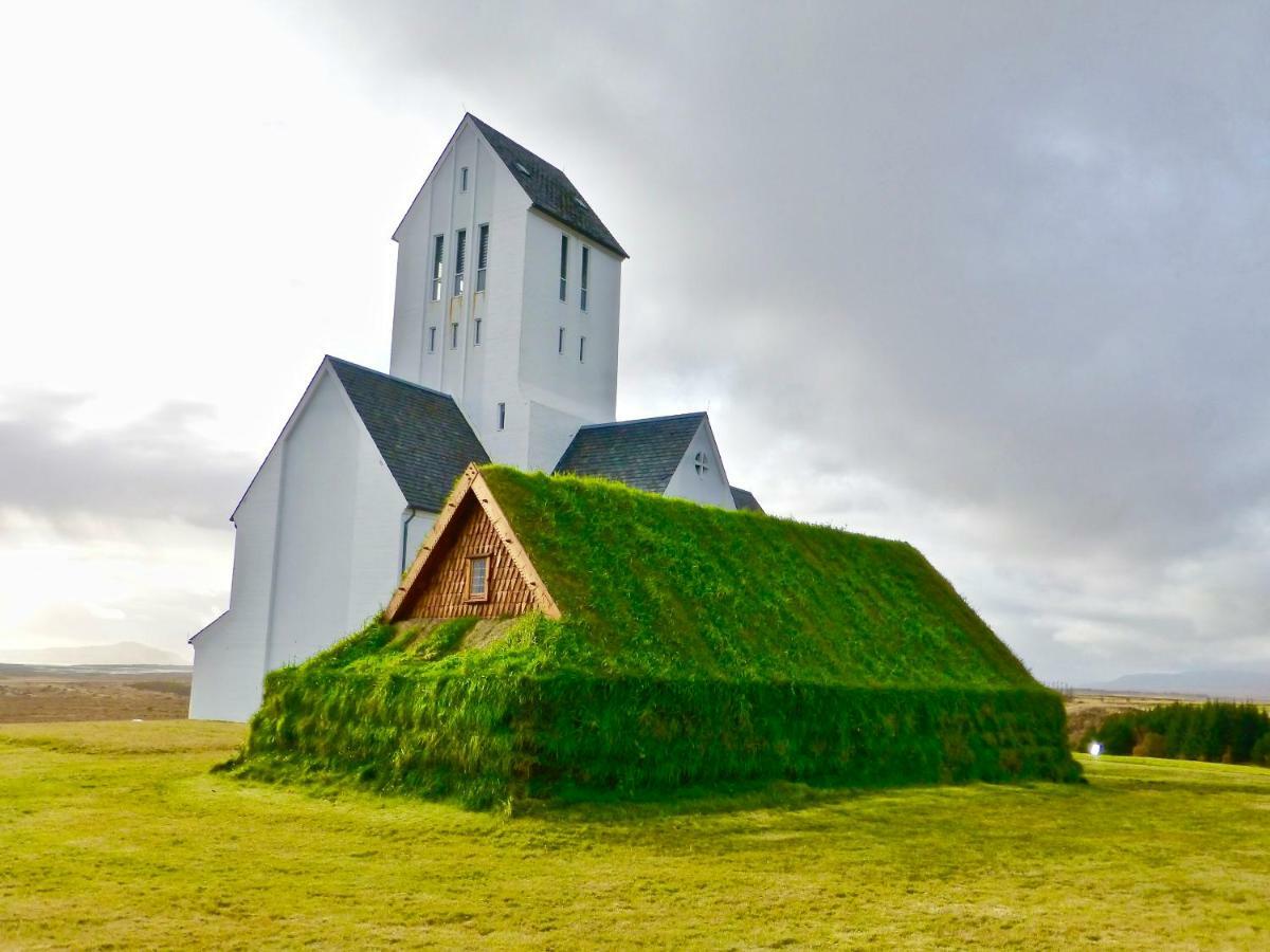 Lundur And Klettur Villa บอร์กาเนส ภายนอก รูปภาพ